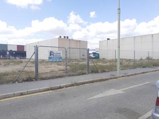 Solar industrial a Avenida de gandhi 24. Se venden parcelas industriales la zubia
