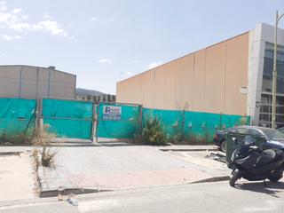 Solar industrial  Calle de desmond tutu. Se vende parcela industrial polgono la zubia