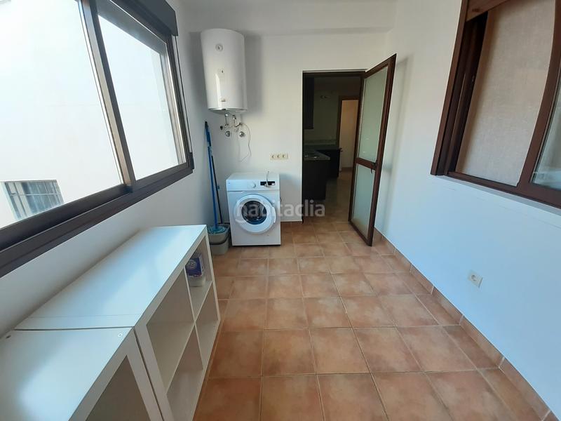 Foto e33e457d-ed0e-460b-8732-475daea49ea7. Alquiler piso se alquila piso en la zubia en La Zubia Ciudad Zubia (La)