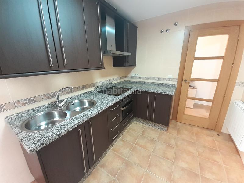 Foto ee23cfd9-2e87-4e24-8051-98a17b7c86ba. Location appartement avec chauffage dans La Zubia Ciudad Zubia (La)