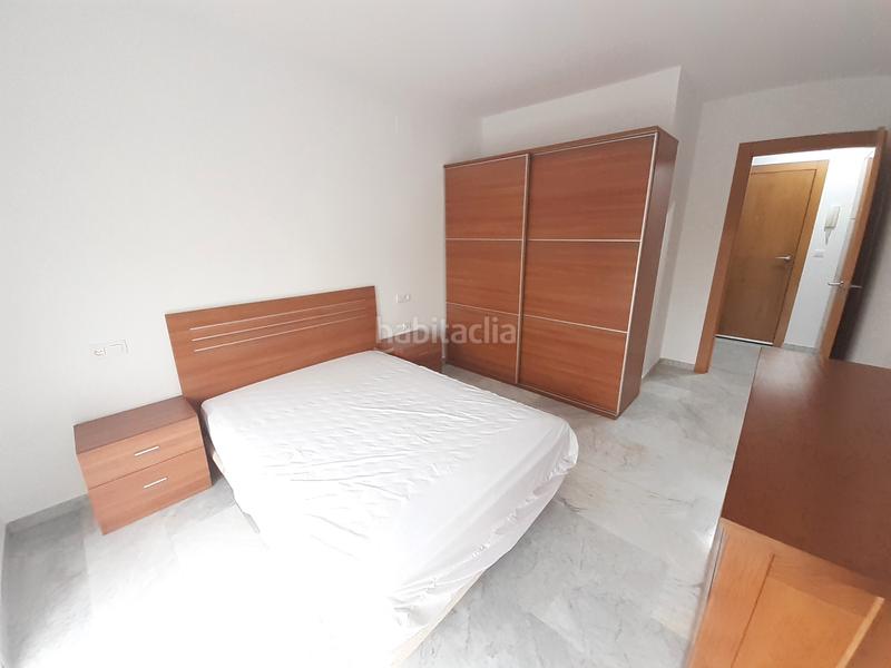 Foto 193ac78c-b622-40c3-ad9d-b6e48e921c59. Pis amb calefacció a La Zubia Ciudad Zubia (La)