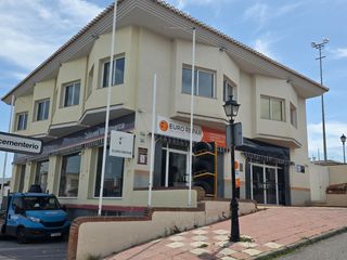 Lloguer Local Comercial  Camino gójar. Local en alquiler en la zubia