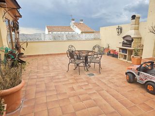Penthouse  Calle santa ana. Se vende ático en la zubia