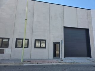 Location Bâtiment à usage industriel à Avenida de gandhi 44. Se alquila nave industrial en la zubia