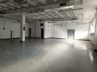 Rent Industrial building  Calle gamonal. Nave industrial en alquiler