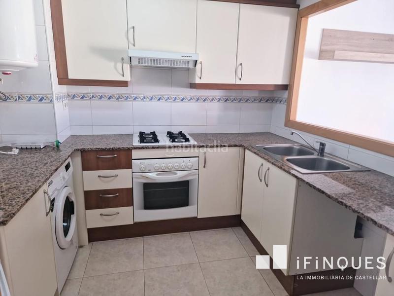 Foto 1d1706c2-b266-4686-b94c-171cbdbc2b33. Appartamento con riscaldamento parcheggio in Can Rull Sabadell
