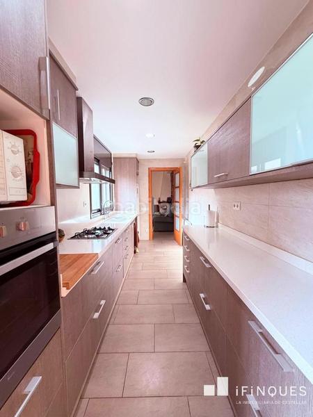 Foto d0120622-e6de-467f-9bdb-f2b25674d41a. Haus mit heizung in Poble - Casc Antic Castellar del Vallès