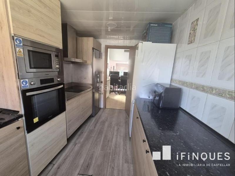 Foto b7054e50-655b-4b22-bce1-14e555355237. Casa  con garaje y patio en ca noriach en Torrent del Capellà Sabadell