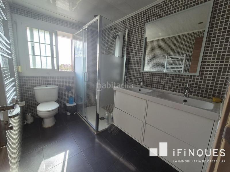 Foto c8a91c1f-fbbc-4b07-987c-7329a17be2fd. Casa  con garaje y patio en ca noriach en Torrent del Capellà Sabadell