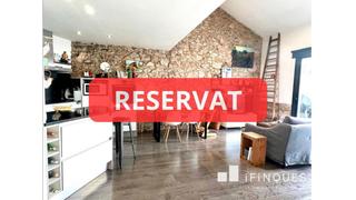 Casa a Poble - Casc Antic. Casa en una sola planta con patio a pie de comedor