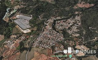 Terreny residencial a Sentmenat. Terreno casi plano con vistas y sol todo el día.