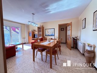 Piso en Eixample - Can Bogunyà. Piso en el centro luz y amplitud con vistas!