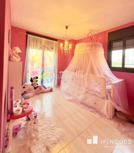 Foto 7b505deb-2464-44b0-aa16-3d8669a7f212. Casa amb calefacció a Eixample - Can Bogunyà Castellar del Vallès