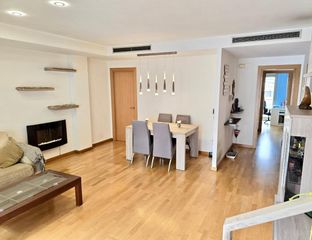 Pis a Eixample - Can Boguny�. D�plex en pleno centro de castellar