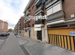 Aparcament cotxe a PALAZUELOS 18