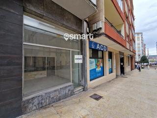 Local commercial à Pablo iglesias 11. En avilés