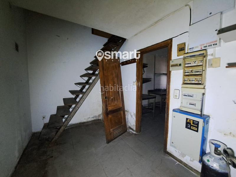 Foto c37eab0a-2e65-4322-a1cd-e2cceac19940. Locale commerciale in Teatinos - Los Prados Oviedo