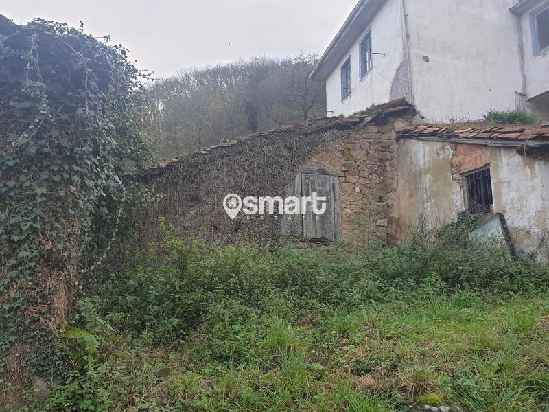 Foto c0eb701c-c23b-4f3a-a2b1-dfe6ed550600. Casa a retruyes 7 a Lena