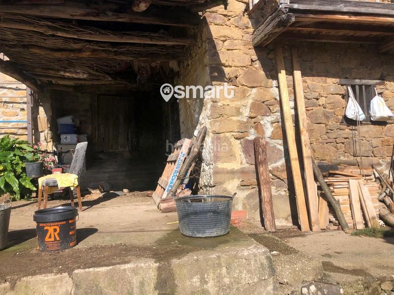 Foto c66a000f-c4b7-45da-9fcb-755fc900ccee. Casa a retruyes 7 a Lena