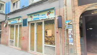 Locale commerciale in Distrito la villa - bazuelo 23. En mieres