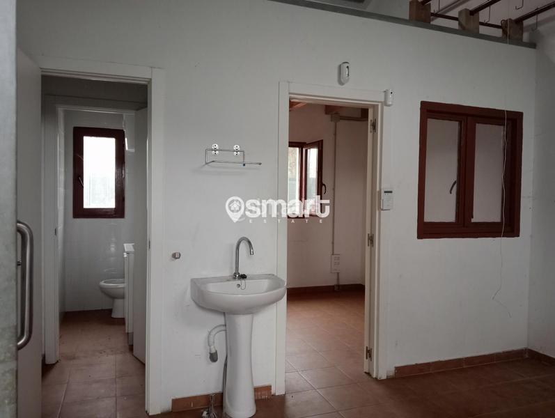 Foto f8c5ef15-0880-42ed-975f-b6b3d10f8be9. Chalet casa con parcela a 10 min de aviles centro en Avilés