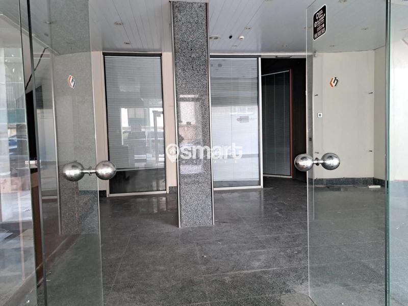 Foto 868e79d4-1558-414a-8cef-80ab15568264. Locale commerciale in Parque San Francisco - Uría Oviedo