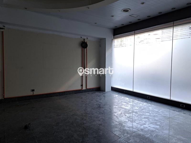 Foto c3bd33ef-5f1d-482c-b25c-ac2ac09e9bbd. Locale commerciale in Parque San Francisco - Uría Oviedo