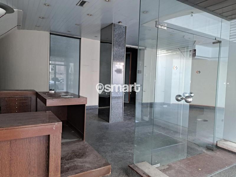 Foto d1542c31-1ff5-4964-9d16-04d2aed09793. Locale commerciale in Parque San Francisco - Uría Oviedo