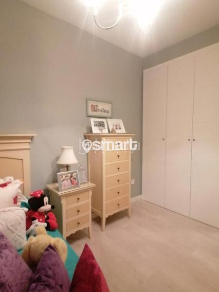 Foto d14e16d4-da66-4cce-b1d4-669d5324a0e4. Piso  totalmente amueblado de 3 dormitorios en entrenucleos en Dos Hermanas