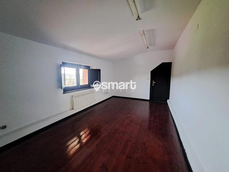 Foto 0bcb32cc-9c0b-4bcf-9774-efdb2a575fa1. Casa en pola en la pola Siero Siero