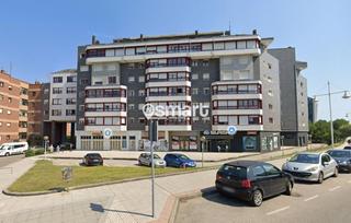 Aparcament cotxe  Luis hauzeur. Plaza de garaje salinas g7 y g8