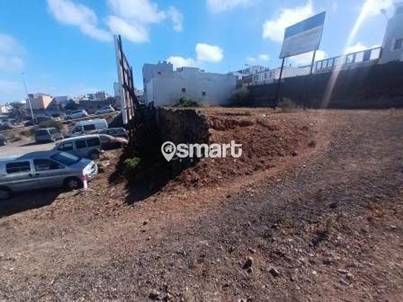 Foto cda434f2-6b9c-462d-a81e-1e2f61f4e60c. Finca rústica suelo urbano en calle juan carlos i en Telde