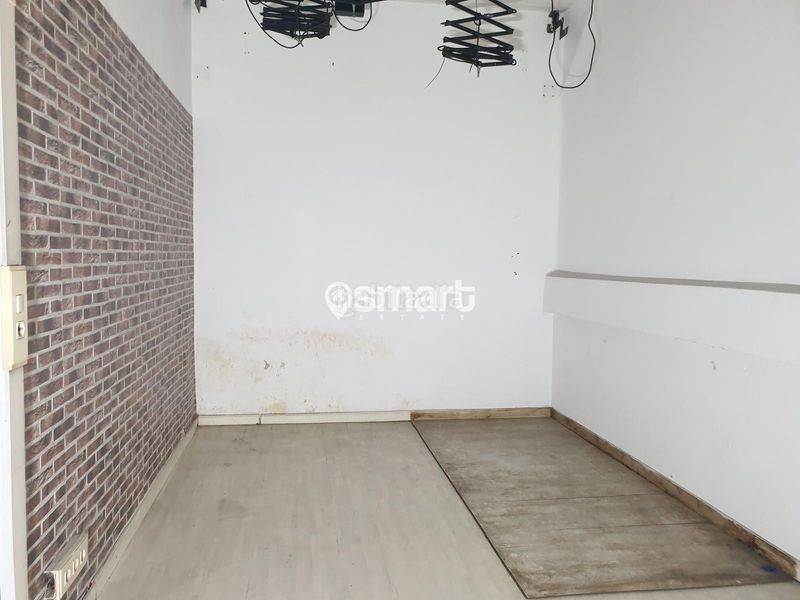 Foto e0461b9c-2316-4c0f-a763-eec55d4cb333. Local comercial a Centro Avilés