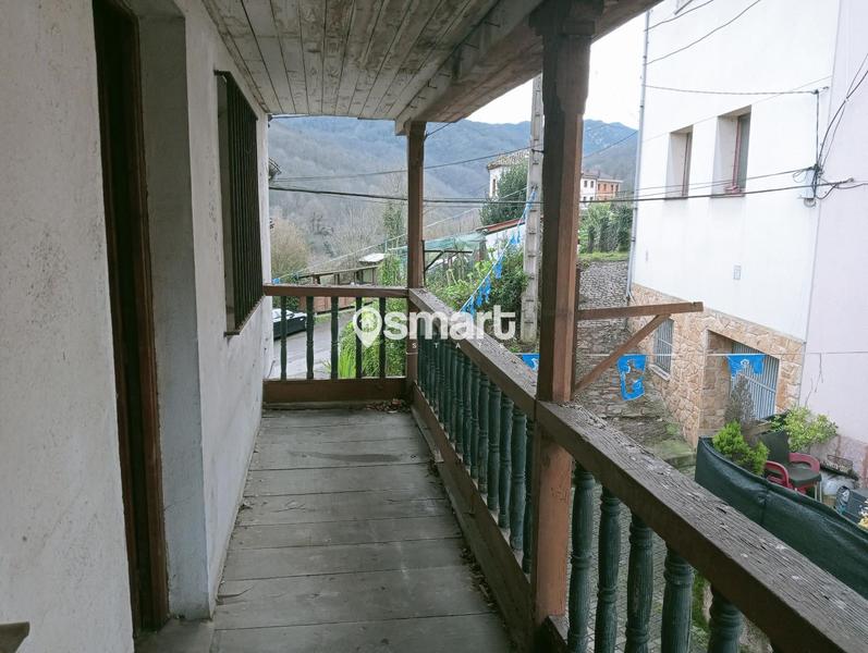 Foto a9cb3f32-eee2-455b-9e87-dbda3bfe0210. Haus in Riosa