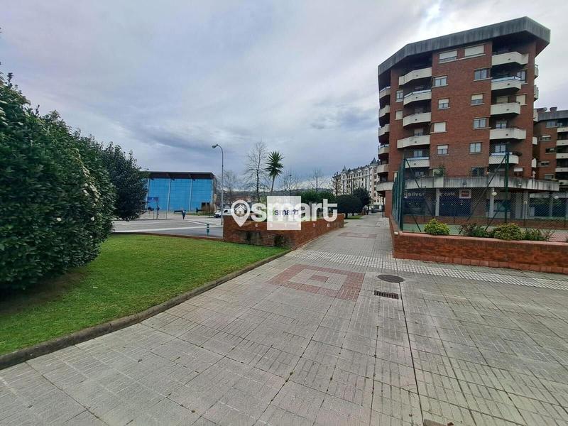 Foto bb9255f3-f9dc-42e6-aa97-9d5e2b52ef39. Aparcament cotxe a Teatinos - Los Prados Oviedo