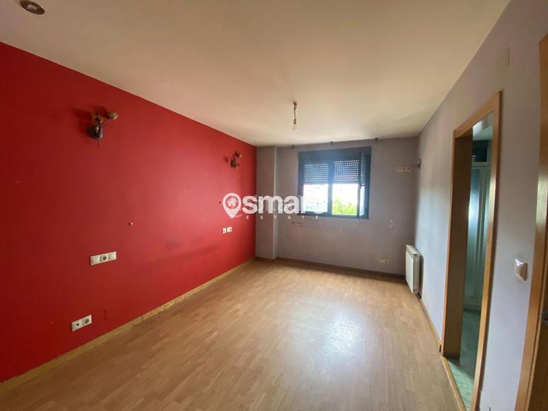 Foto 49575b70-4bb4-47a7-bcfe-9d735cd71f3c. Appartamento con parcheggio in Cuatro Vientos Ponferrada