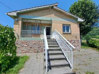 Casa en N/a. En ribera de arriba
