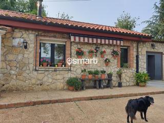 Xalet  Peruyera-valle. Casa con parcela en el valle, carreño
