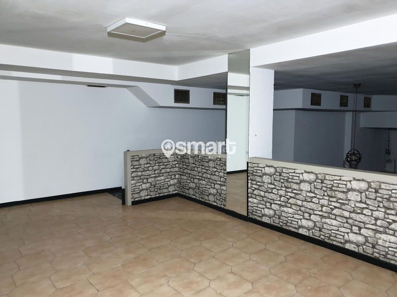 Foto 2f0cbb4e-7799-4abb-9e32-43695ce87ce8. Local comercial a Centro Avilés