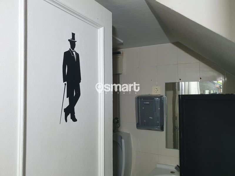 Foto e63fb3bd-66b1-4d4b-8f9c-bea0f22d296c. Local comercial a Centro Avilés