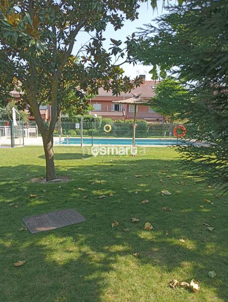 Foto 4fca235a-a3a3-4efd-96e7-eb8248afaede. Reihenhaus mit parking pool in Cubas de la Sagra