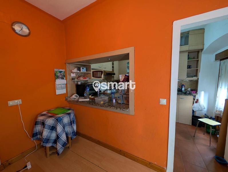 Foto 8ec2895f-ea19-4dfb-b239-bf6b313394d2. Edifici a Salas