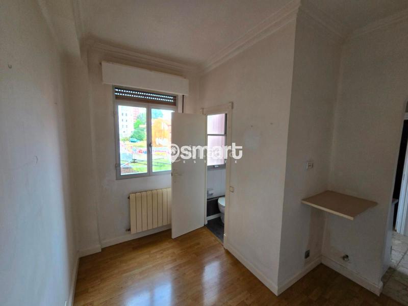 Foto 41a79ee8-3555-4d34-8899-f6f68e164863. Flat in Centro - Ayuntamiento Santander