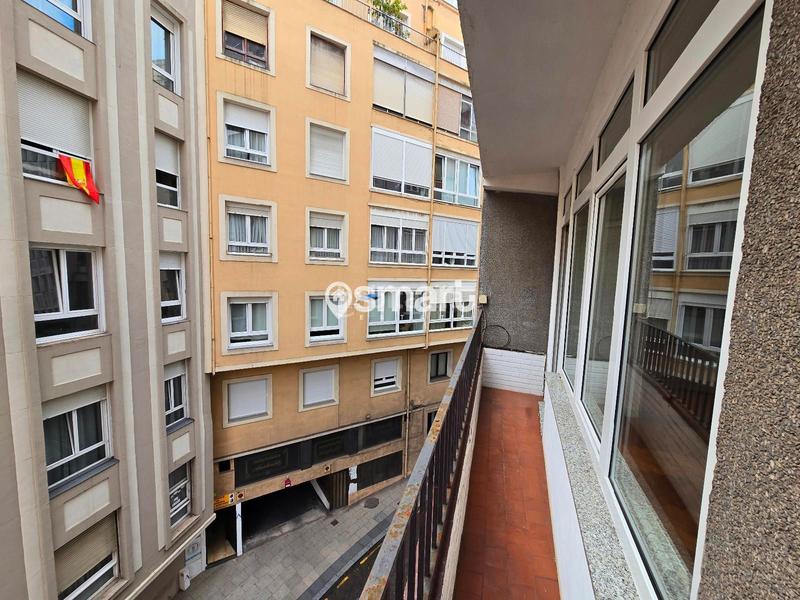 Foto c776ce16-9537-4e7e-a329-df43aa30421a. Flat in Centro - Ayuntamiento Santander