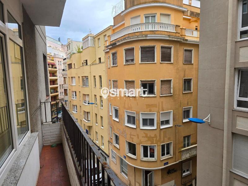 Foto fa668fd9-bd02-4992-9810-70d109fa8ead. Flat in Centro - Ayuntamiento Santander