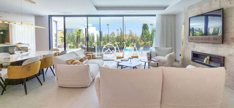 Foto 46295323-dfe6-4969-88bd-34114664f219. Casa amb aparcament piscina a Valle Romano Golf Estepona