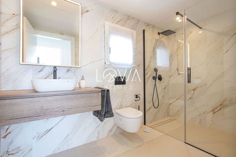 Foto 83ddaa18-9414-4ea2-94fe-360b3cae75e7. Casa amb aparcament piscina a Valle Romano Golf Estepona