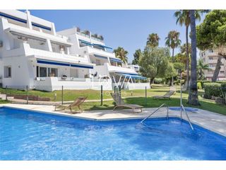 Appartement  Barrio puerto banús. Piso en planta baja en puerto banús