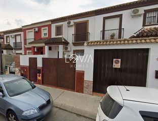 Maison jumelée  Calderón de la barca. Vivienda adosada en rentabilidad en pilas