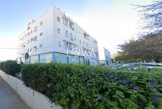 Pis  Distrito núcleo urbano. Piso en chiclana de la frontera  en venta alquilado solo inverso